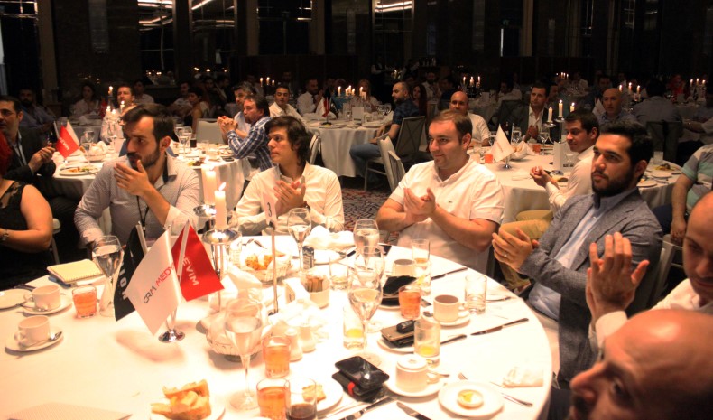 CRM Medya Ajans Başkanı Ramazan Becer, davetlilere katılımlarından dolayı teşekkür etti.