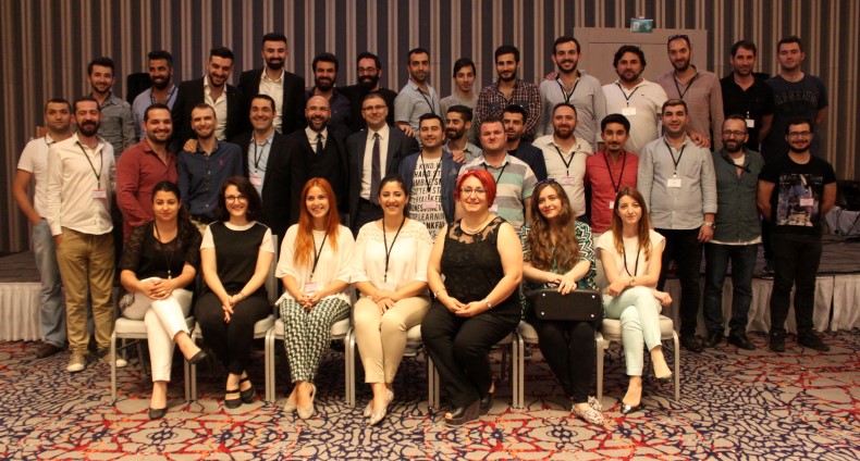 İftar yemeğine katılanlar